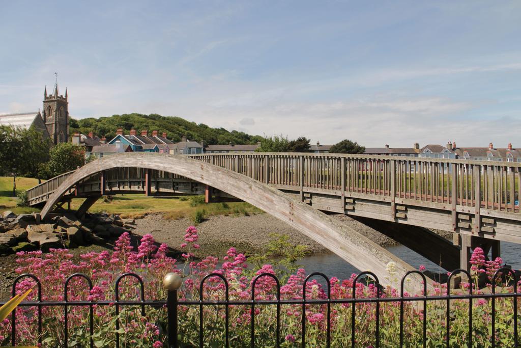 Monachty Hotell Aberaeron Eksteriør bilde