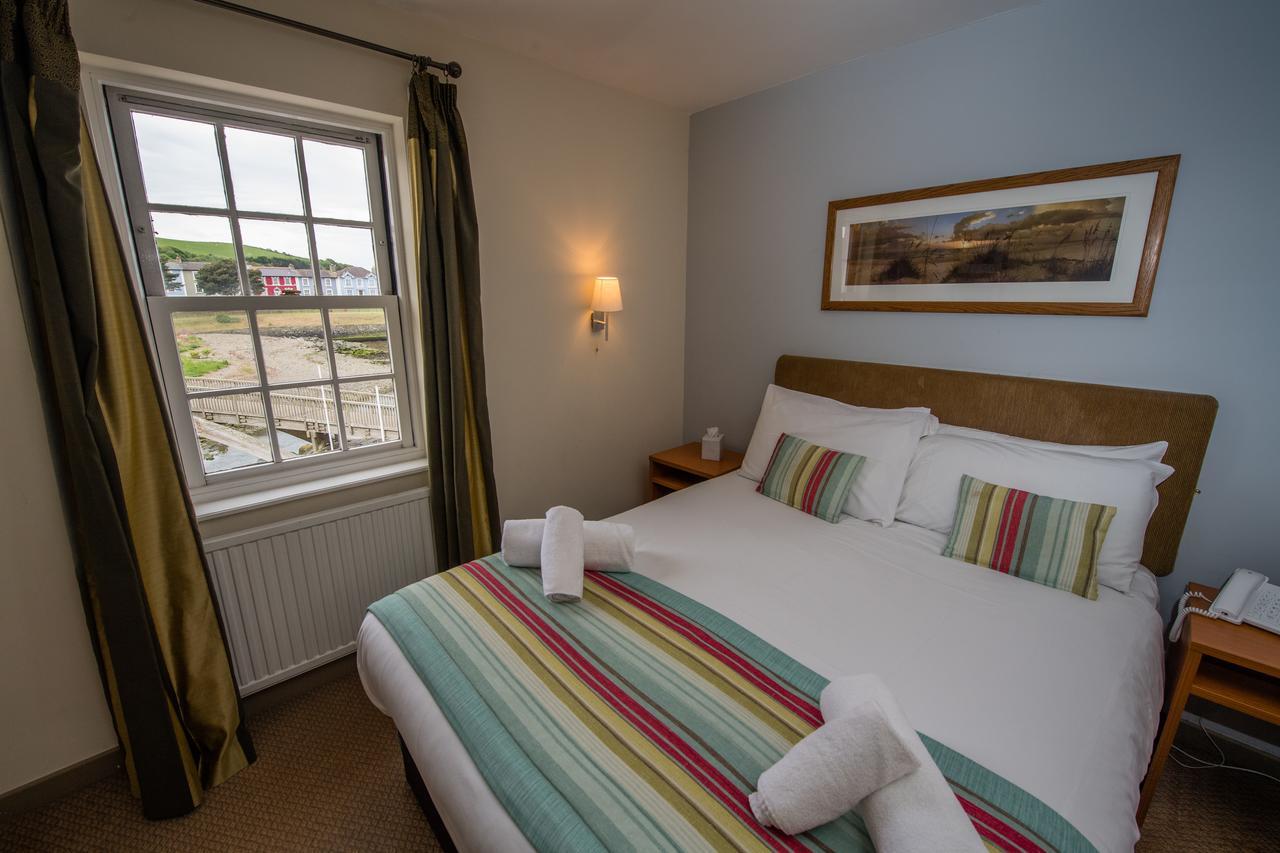 Monachty Hotell Aberaeron Eksteriør bilde
