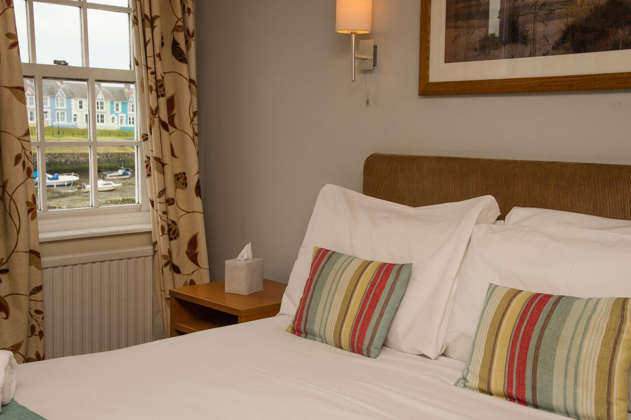 Monachty Hotell Aberaeron Eksteriør bilde