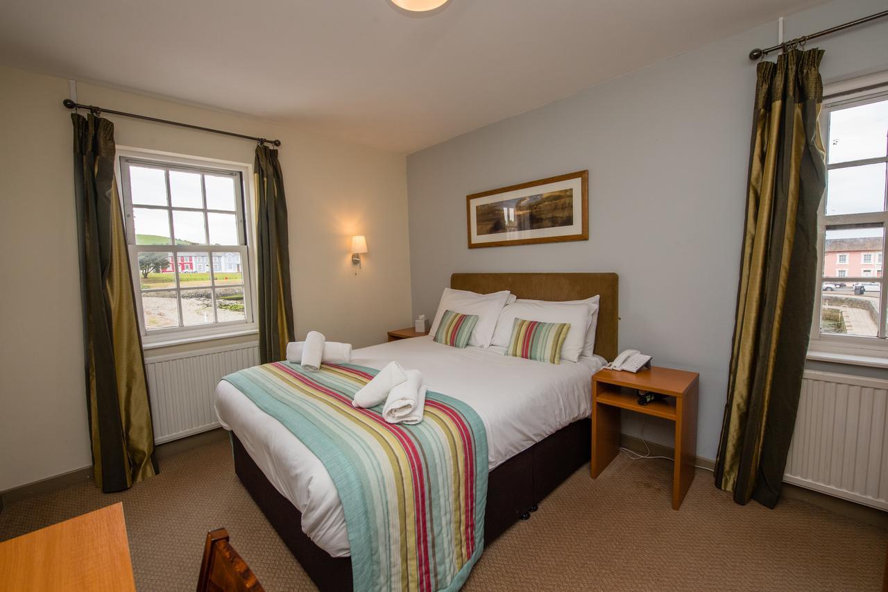 Monachty Hotell Aberaeron Eksteriør bilde