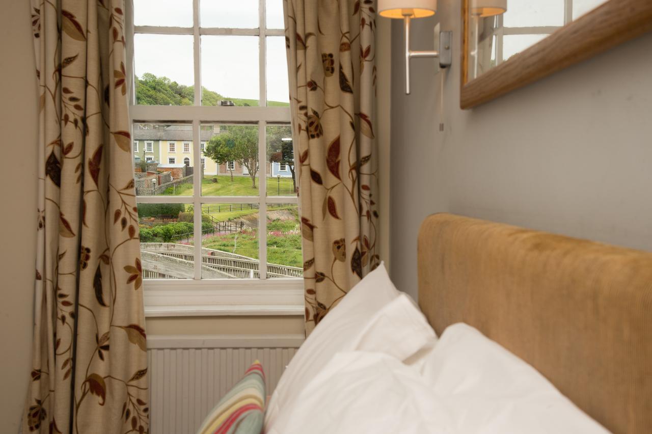 Monachty Hotell Aberaeron Eksteriør bilde