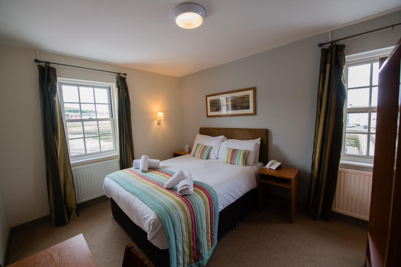 Monachty Hotell Aberaeron Eksteriør bilde