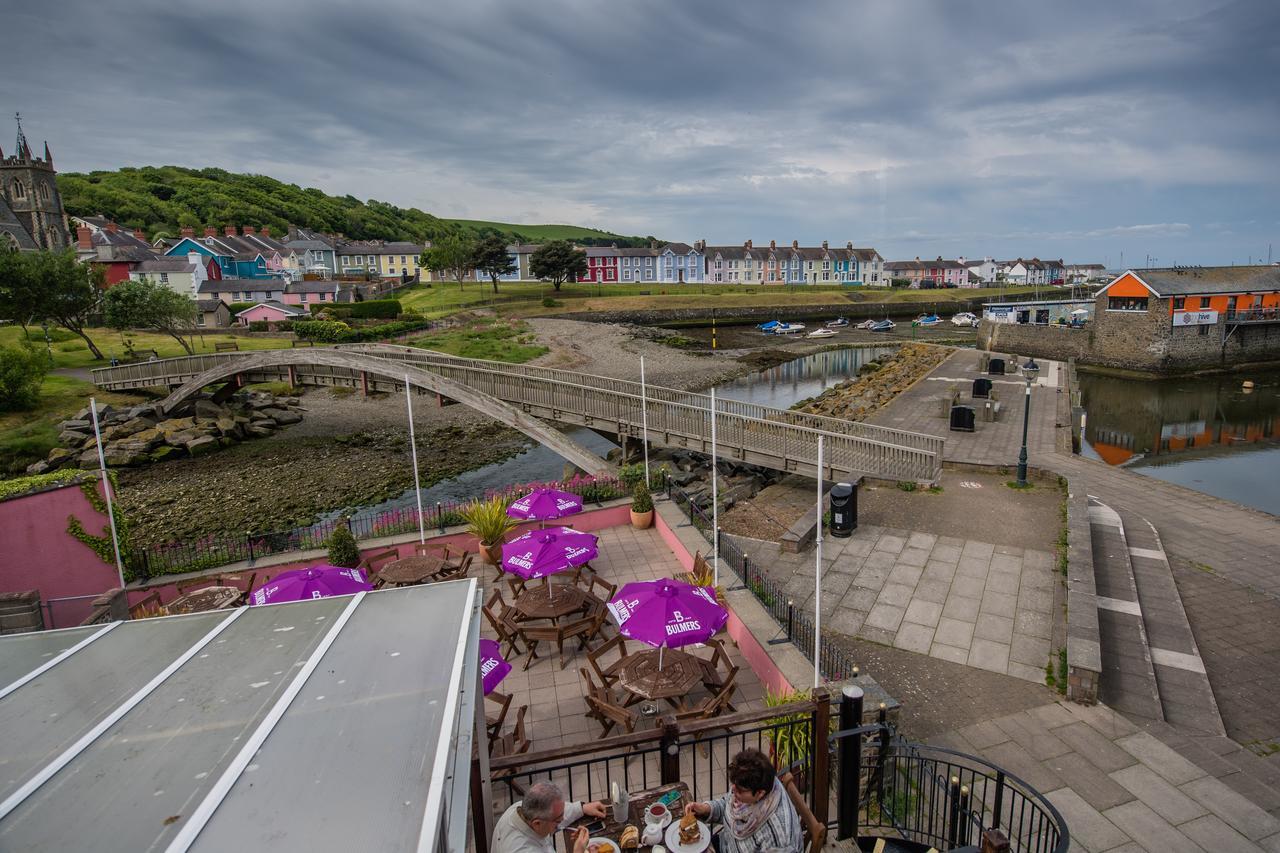 Monachty Hotell Aberaeron Eksteriør bilde